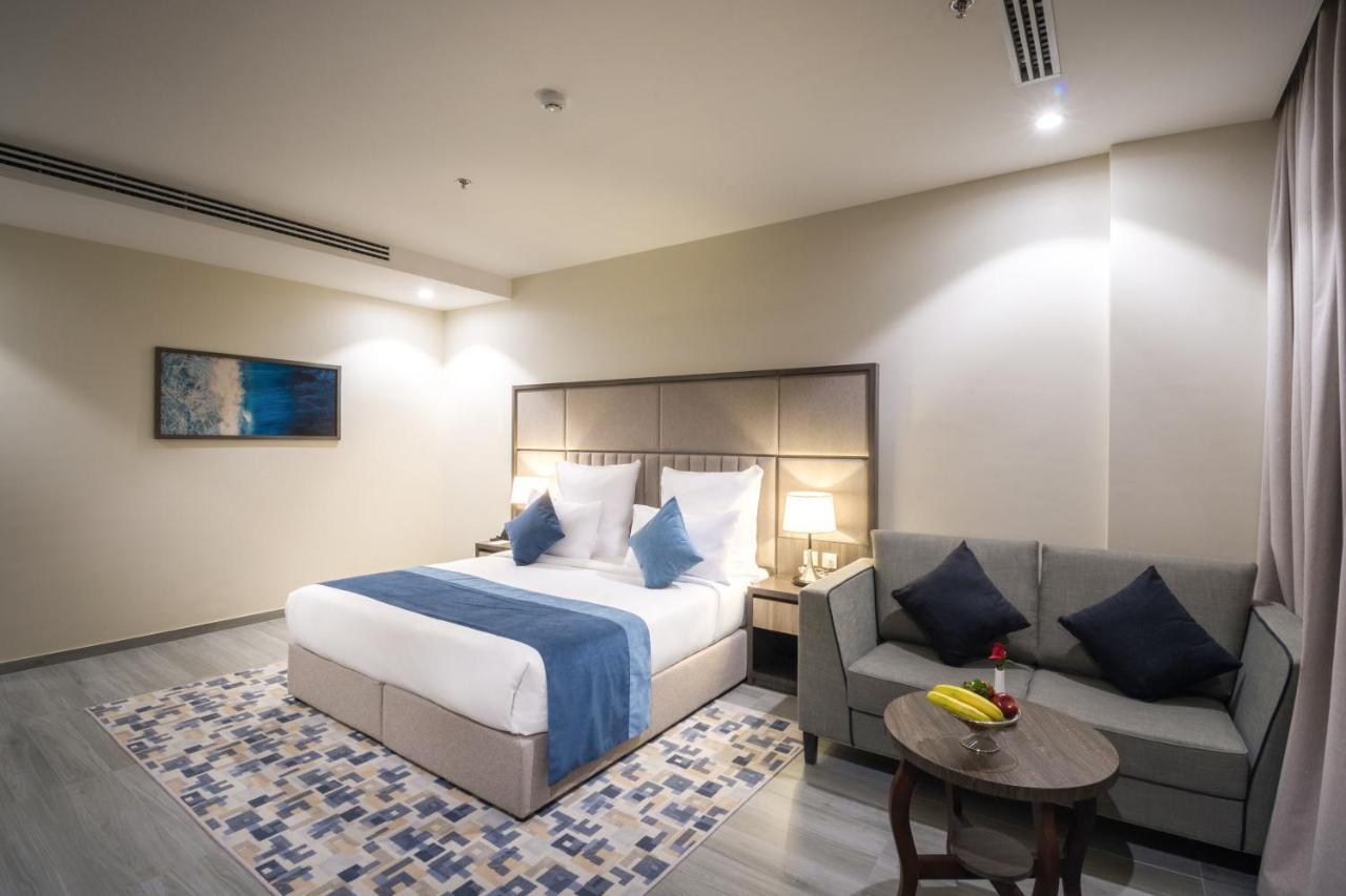 Enala Hotel - אל חובר מראה חיצוני תמונה