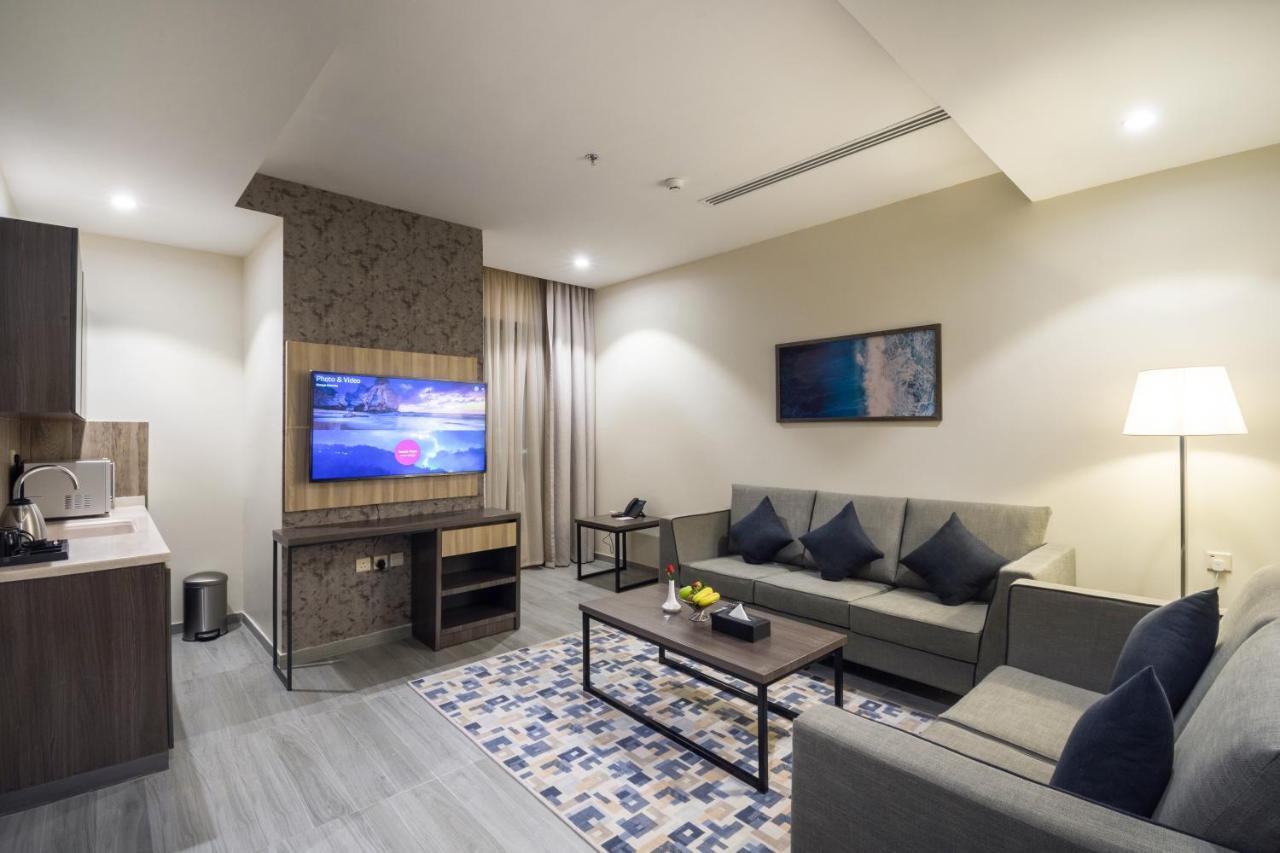 Enala Hotel - אל חובר מראה חיצוני תמונה