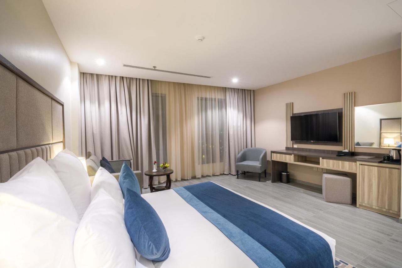 Enala Hotel - אל חובר מראה חיצוני תמונה