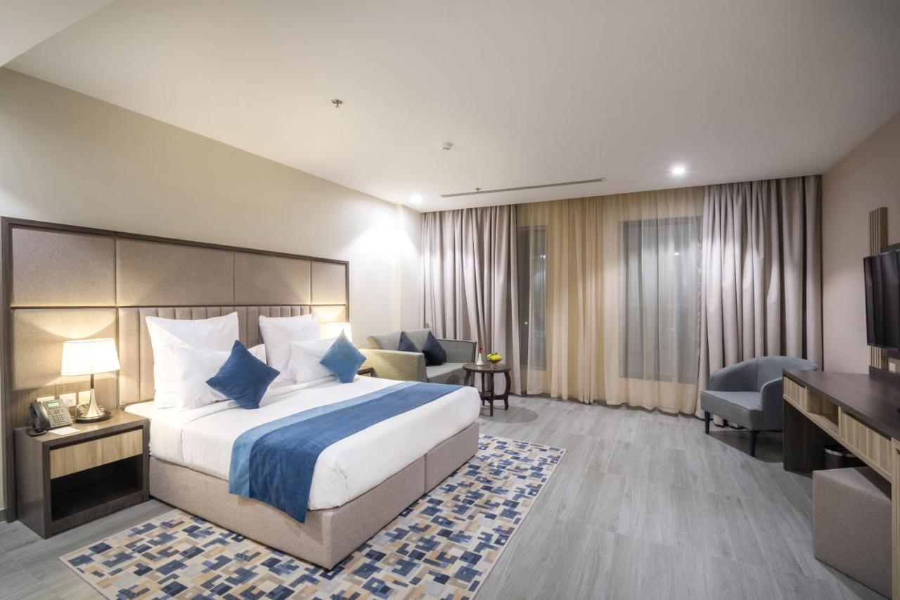 Enala Hotel - אל חובר מראה חיצוני תמונה