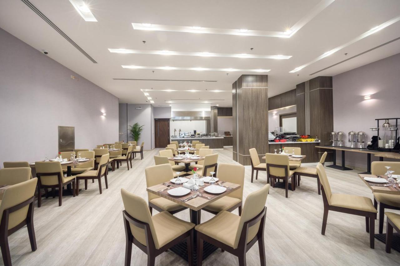 Enala Hotel - אל חובר מראה חיצוני תמונה
