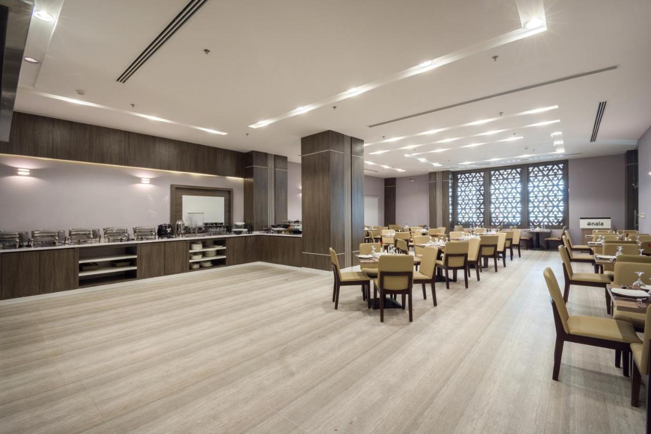 Enala Hotel - אל חובר מראה חיצוני תמונה